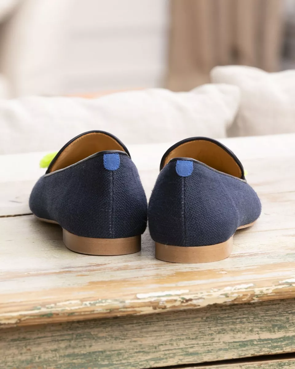 Dark blue canvas slippers with green embroideries