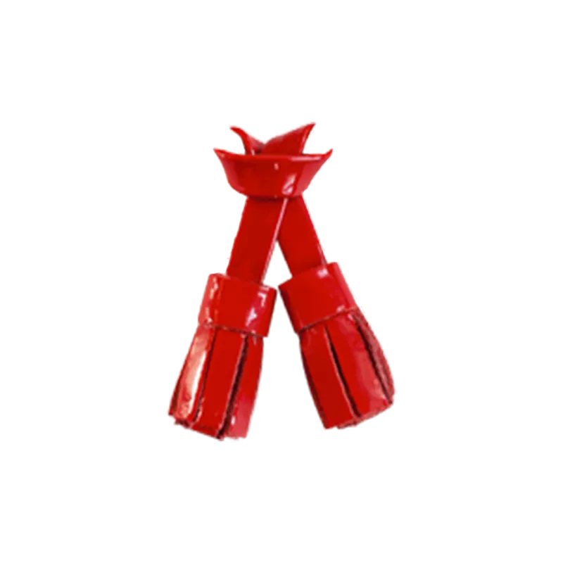 Red varnish tassel