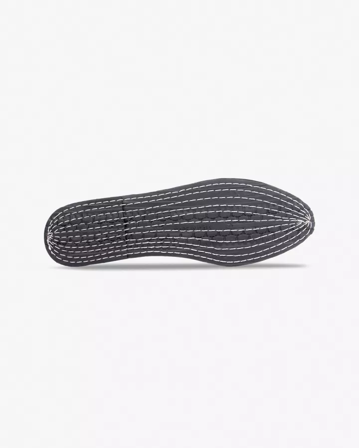 Furlanes in black mesh with a zebra pattern
entirely made by hand in Italy (Venice/Friuli)