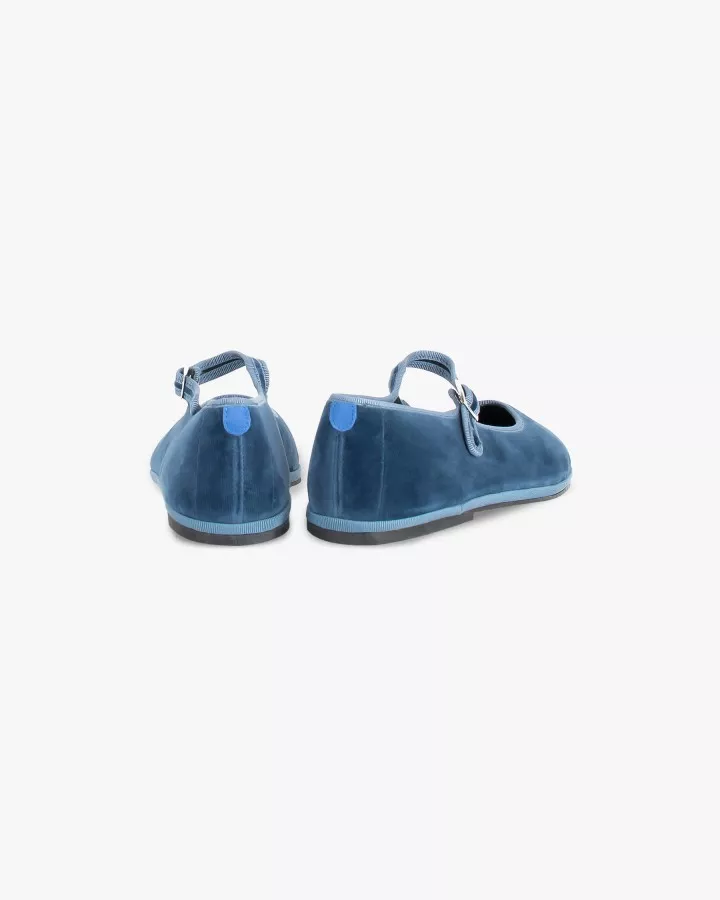 Mary Janes Furlanes in dark blue velvet
entirely made by hand in Italy (Venice/Friuli)