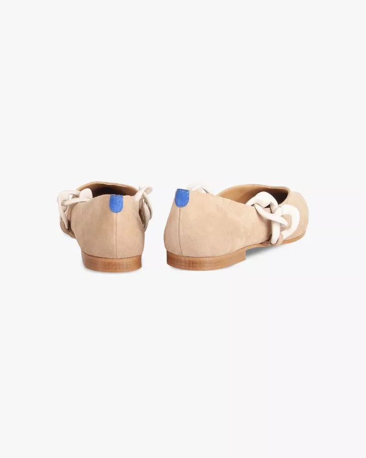 Sand suede pointy slippers with sand chain