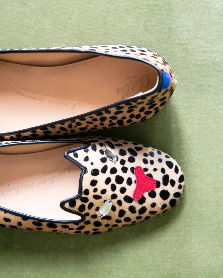 Slippers en fourrure façon Léopard